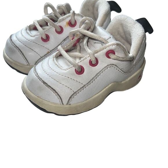 Vintage Michael Air Jordan Retro White & Pink Baby Toddler Sneakers Size 3 - Picture 6 of 8